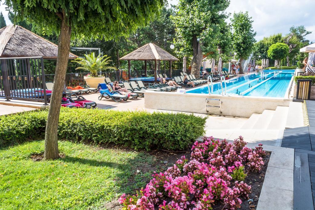 Melia Grand Hermitage All Inclusive Golden Sands Exterior foto The swimming pool at the hotel