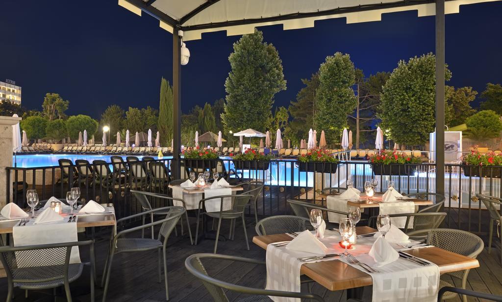 Melia Grand Hermitage All Inclusive Golden Sands Exterior foto The restaurant