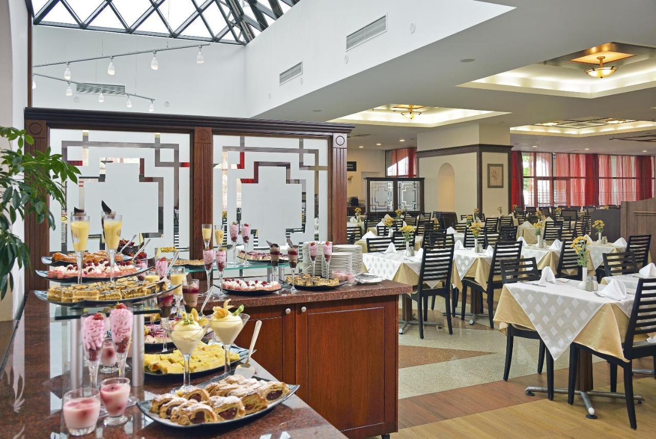 Melia Grand Hermitage All Inclusive Golden Sands Quarto foto Restaurant